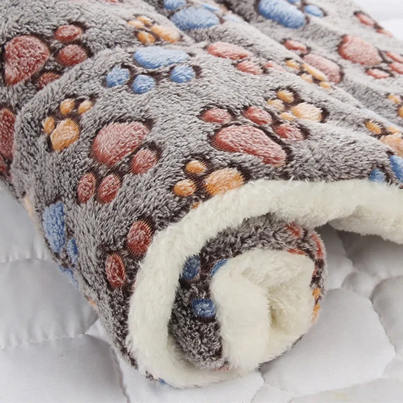 Soft and Machine Washable Crate Mat